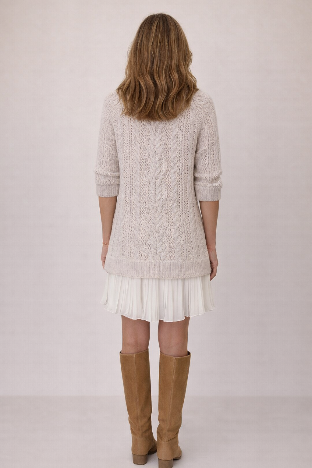 Gabriela – Vestido de Punto con Bajo Plisado