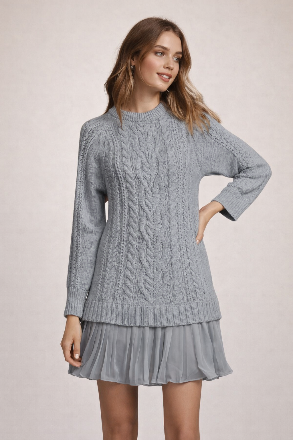 Gabriela – Vestido de Punto con Bajo Plisado