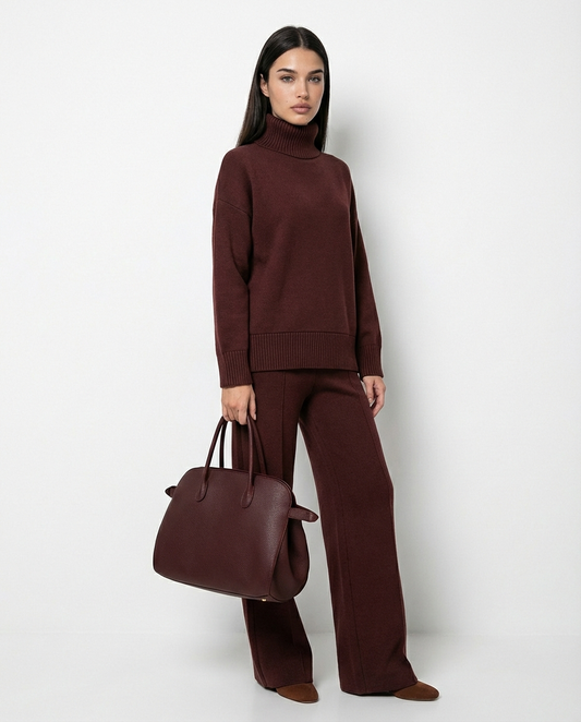 Eva – Conjunto Cómodo de Punto con Cuello Alto