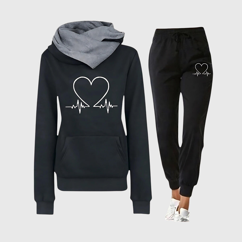Ilaria – Conjunto Deportivo Cómodo