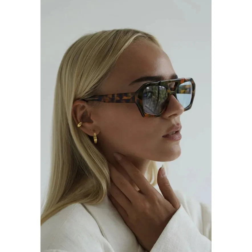 Luna Aurea – Gafas de sol modelo Cleo